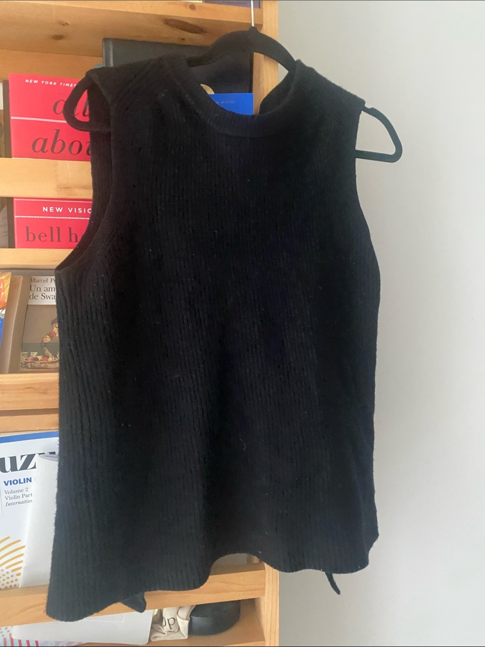 Wilfred Black Open-Back Bow Tie Knit Sweater Vest - Picture 7 of 8